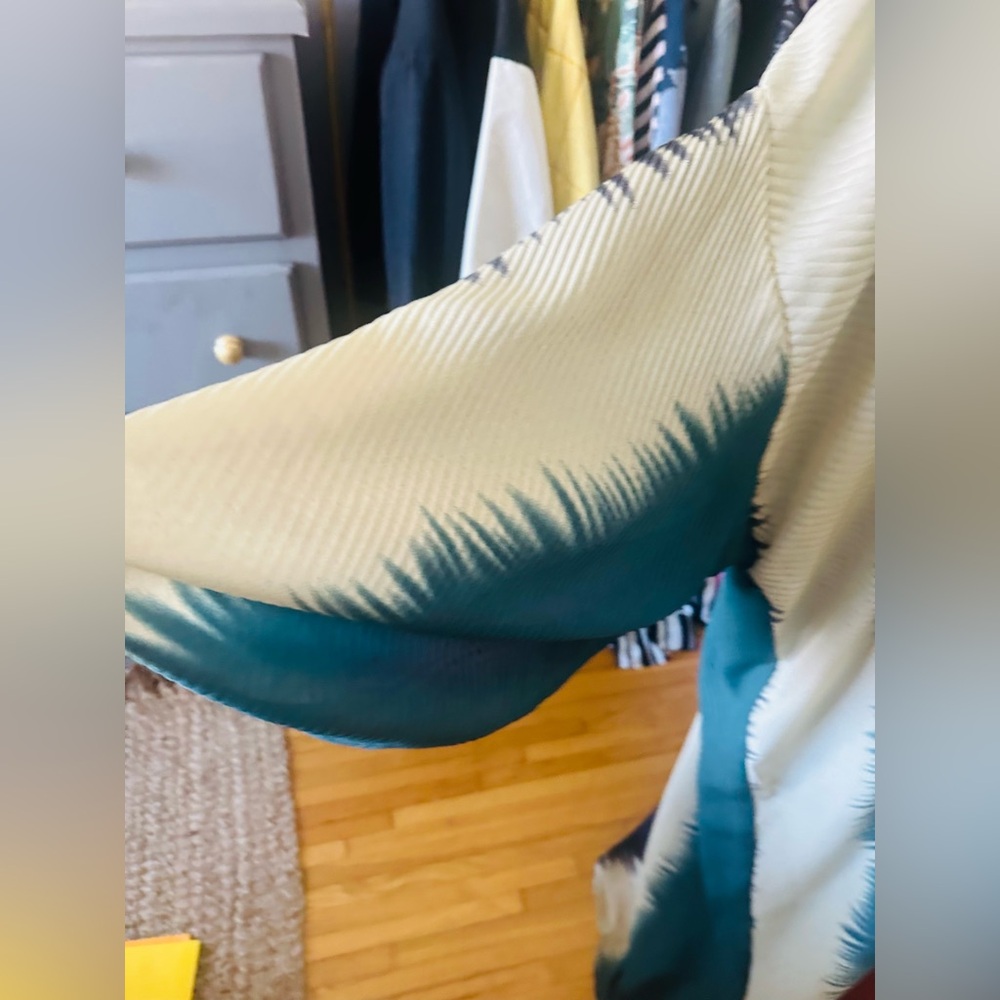 Multicolored Wrap - Picture 8 of 9